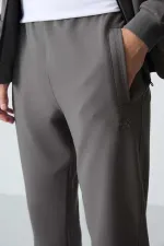 Ensemble de survêtement Tommylife Wholesale Relaxed Fit Basic pour homme 85260 Gris foncé