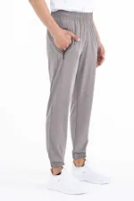 Pantalon de survêtement basique pour homme Tommylife Wholesale avec poches, cordon de serrage, coupe confortable et ourlet élastiqué - 84826