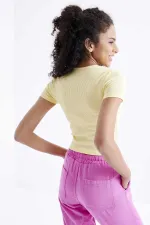 Tommylife Wholesale Yellow Gathered Detail V-Neck Women's Crop Top T-Shirt - 97205