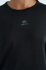Tommylife Toptan Siyah O Yaka Baskı Detaylı Oversize Kısa Kol Kadın T-Shirt - 97263