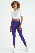 Tommylife Toptan Beyaz Sırt Dekolteli Standart Kalıp O Yaka Kadın Crop T-Shirt - 97265