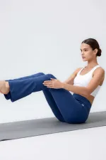 Leggings de sport évasés pour femmes Tommylife Wholesale Parliament, taille haute flexible - 94686 Leggings de sport évasés pour femmes Tommylife Wholesale Parliament, taille haute flexible - 94686