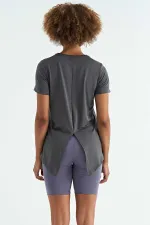 Tommylife Toptan Koyu Gri Sırt Yırtmaç Detaylı O Yaka Kısa Kollu Standart Kalıp Kadın T-Shirt - 97267