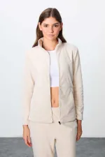 Ensemble de survêtement en polaire Tommylife Wholesale pour femme, coupe classique, col montant, taille oversize, beige, référence 95339