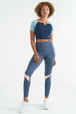 Tommylife Wholesale Indigo Color Block Logo Print Crew Neck Slim Fit Women's Crop T-Shirt - 97270