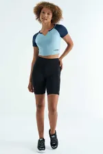 Tommylife Wholesale Light Blue Color Block Logo Print Crew Neck Slim Fit Women's Crop T-Shirt - 97270