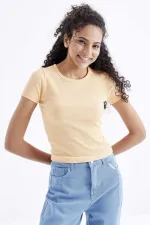 Tommylife Wholesale Orange Basic Short Sleeve Crew Neck Women's T-Shirt - 97202