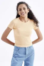 Tommylife Wholesale Orange Basic Short Sleeve Crew Neck Women's T-Shirt - 97202