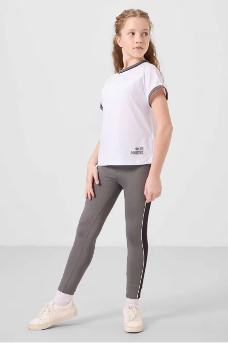 Ensemble de leggings Tommylife Wholesale pour filles, col rond, rayures latérales, coupe standard, performance, blanc et gris foncé, réf. 75191