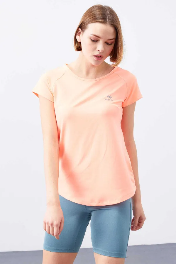 T-shirt femme Tommylife Wholesale Coral Back Window Short Sleeve Standard Fit Crew Neck - 97101