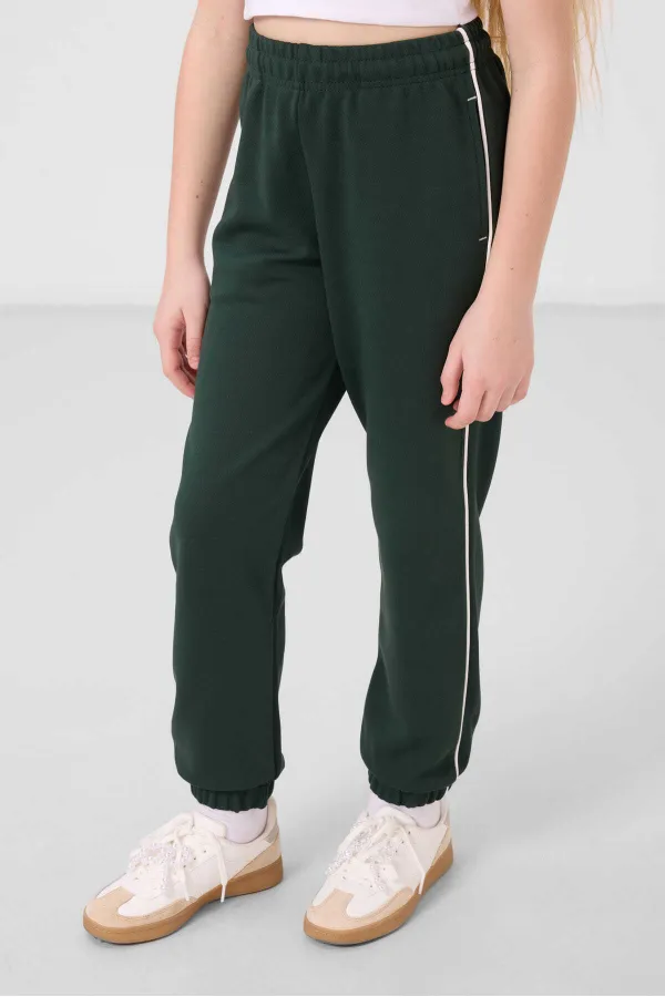 Ensemble de survêtement Tommylife Wholesale pour filles, col rond imprimé, ourlet élastiqué, coupe standard, réf. 75186, écru et vert pin