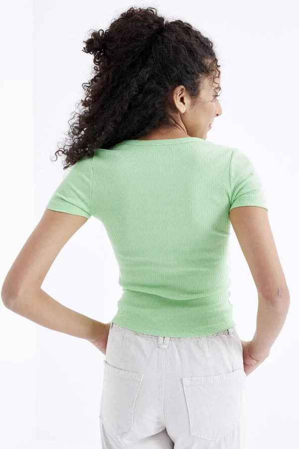 Tommylife Wholesale Pistachio Green Basic Short Sleeve Crew Neck Women's T-Shirt - 97202