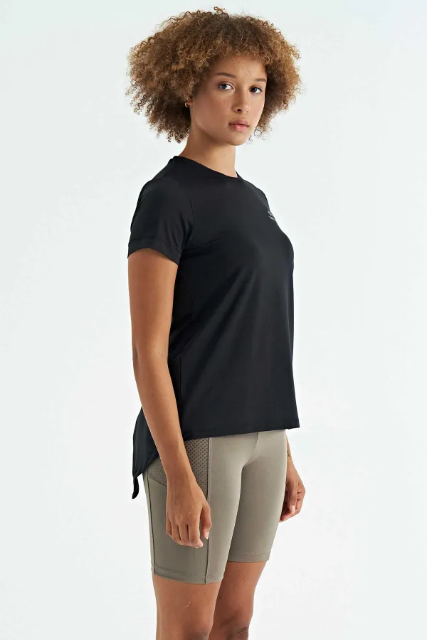 Tommylife Toptan Siyah Sırt Yırtmaç Detaylı O Yaka Kısa Kollu Standart Kalıp Kadın T-Shirt - 97267