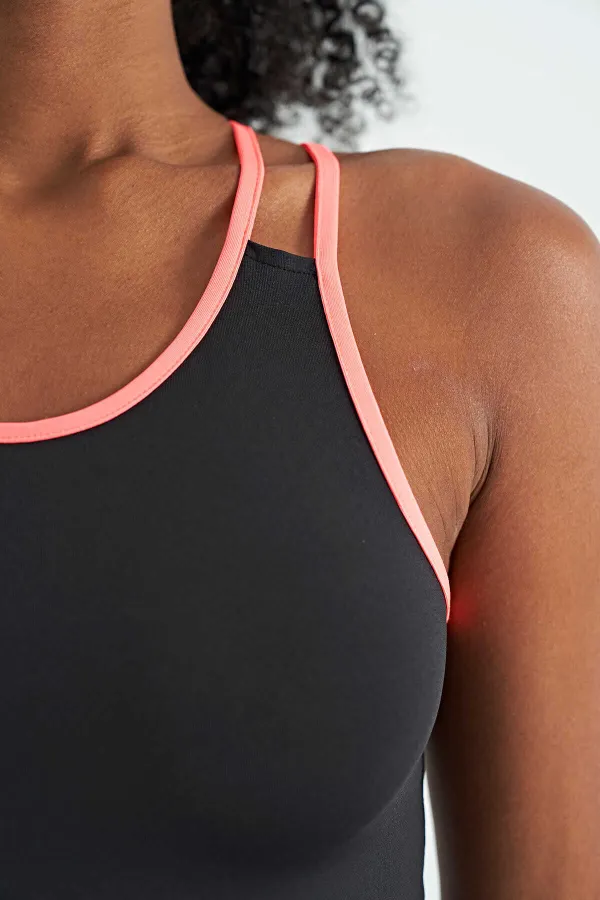 Débardeur de sport Tommylife Wholesale noir à double bretelle au dos, coupe standard, pour femme - 97258