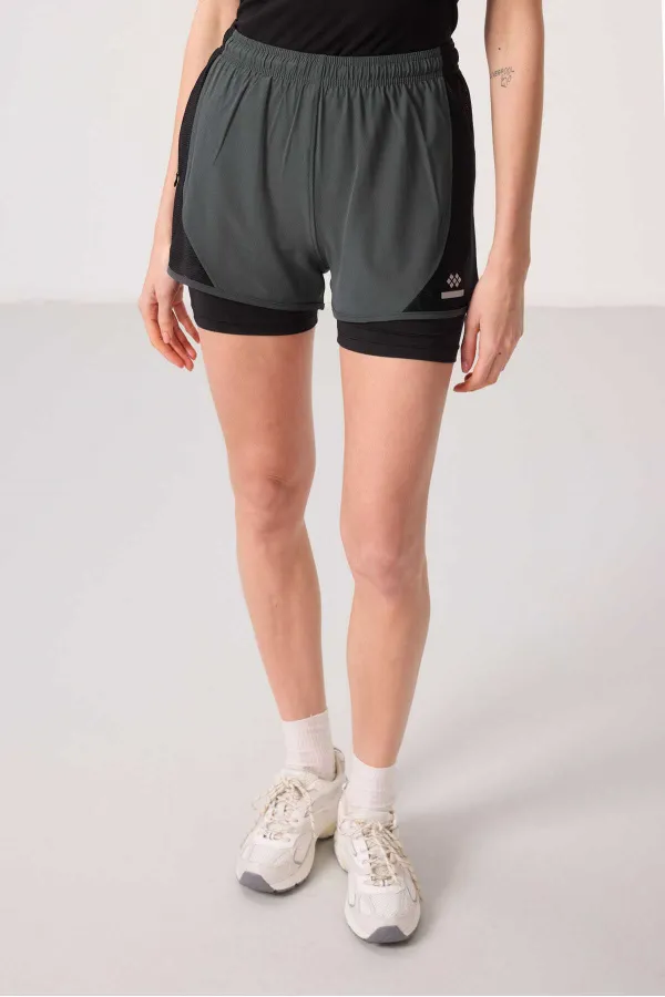 Short Tommylife en polyester, coupe standard, poche cachée, fermeture éclair, avec legging intégré - 91015 Kaki