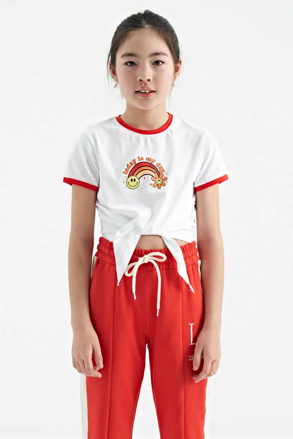 T-shirt fille Tommylife en gros, blanc imprimé, col rond, détails de cravate multicolores - 75113