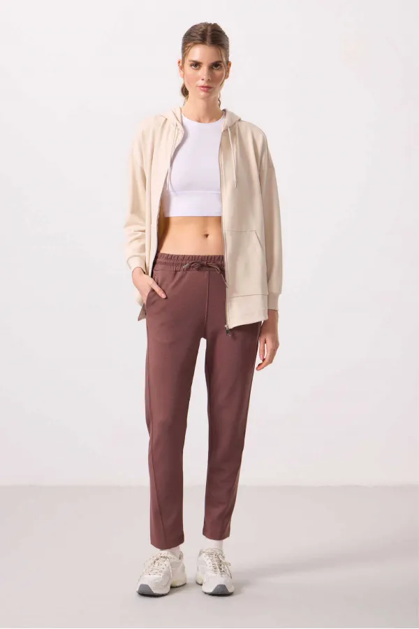 Pantalon Tommylife Wholesale pour femme, coupe slim, fermeture éclair invisible, texture douce - 94668 Marron