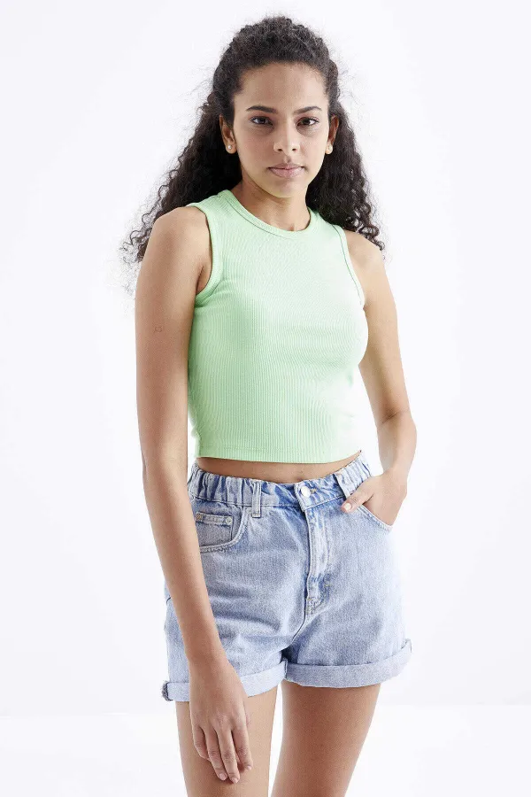 Tommylife Toptan Fıstık Yeşil Basic Kolsuz O Yaka Kadın Crop Top Atlet - 97204