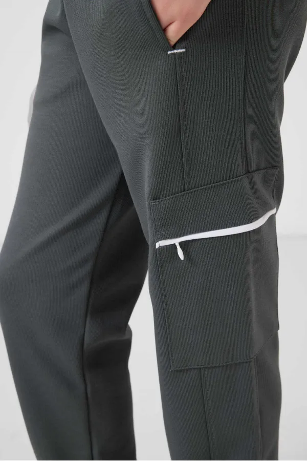 Tommylife Wholesale Crew Neck Printed Elasticated Hem Cargo Pocket Girls' Tracksuit Set 75173 White Khaki