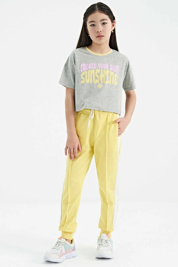 Tommylife Toptan Gri Melanj Renkli Yazı Baskılı O Yaka Oversize  Kısa Kollu Kız Çocuk T-Shirt - 75111