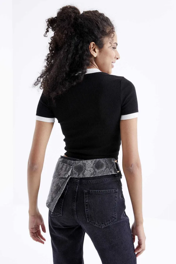 Tommylife Wholesale Black Basic Women's Crop Top T-Shirt with Sleeve Detail and Crew Neck - 97200