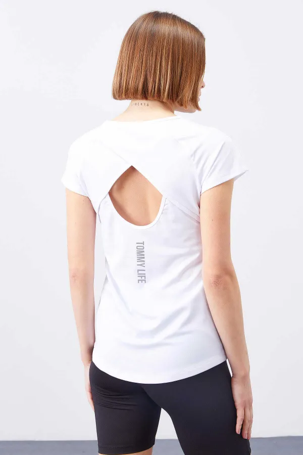 T-shirt femme Tommylife Wholesale blanc à manches courtes et col rond, coupe standard - 97101