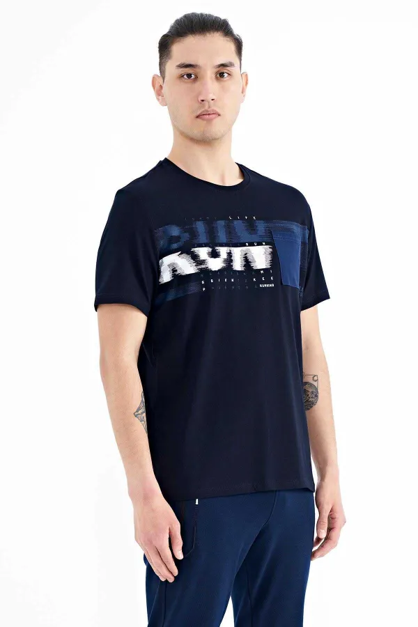 Tommylife Toptan Lacivert Ön Cep Detaylı Baskılı Standart Kalıp Erkek T-Shirt - 88200