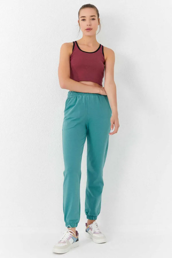 Tommylife Wholesale Burgundy Basic Sleeveless Slim Fit U-Neck Women's Crop Top Tank Top - 97162