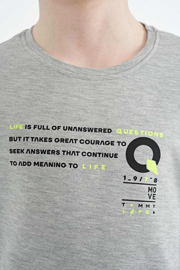 T-shirt garçon imprimé Tommylife, col rond, coupe standard, gris chiné, référence 11145