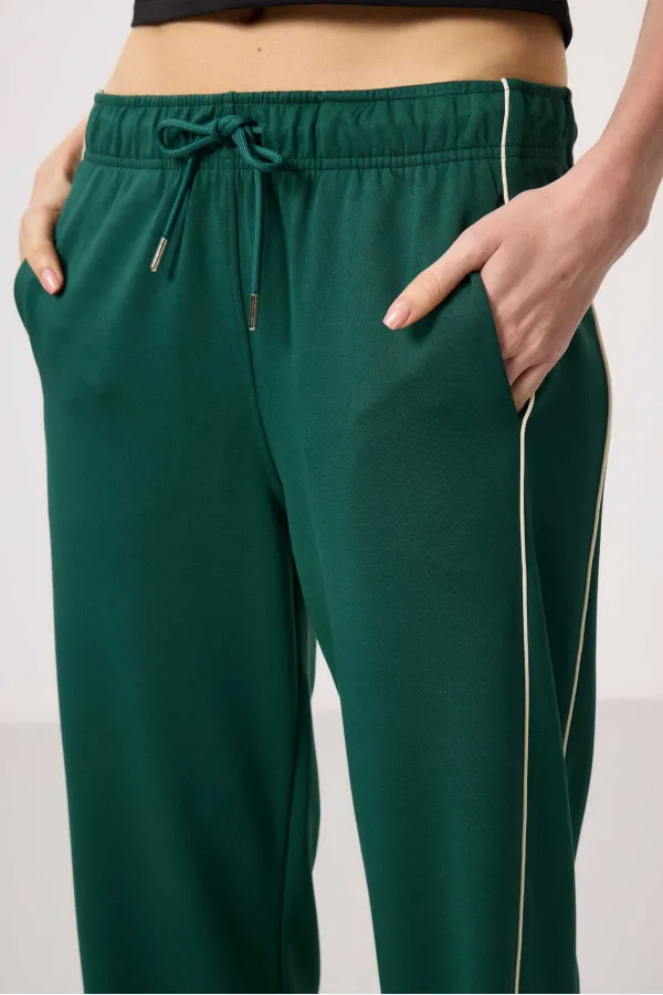 Tommylife Toptan Yumuşak Dokulu Yan Panel Detaylı Geniş Paça Kadın Palazzo Pantolon - 94669 Yeşil