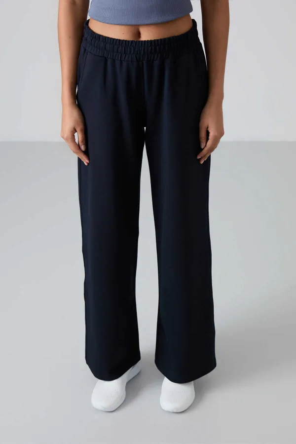 Tommylife Toptan Rahat Form Geniş Paça Kadın Eşofman Alt 94567 Lacivert