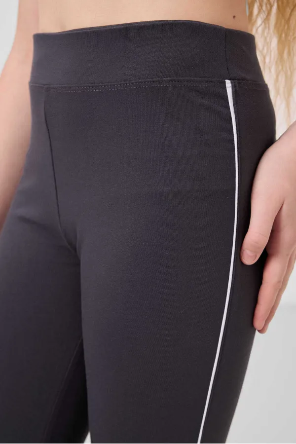 Ensemble de leggings Tommylife Wholesale Cotton à col rond, coupe standard et jambes évasées pour filles, référence 75192, blanc anthracite