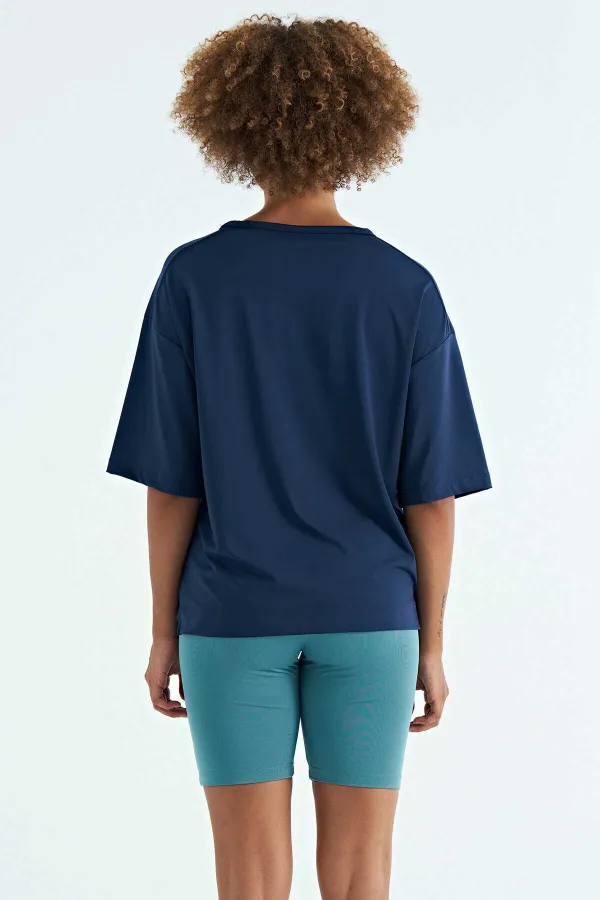 Tommylife Wholesale Indigo Crew Neck Print Detail Oversize Short Sleeve Women's T-Shirt - 97263