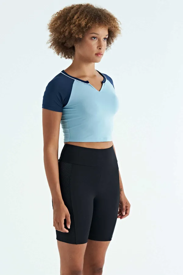 Tommylife Wholesale Light Blue Color Block Logo Print Crew Neck Slim Fit Women's Crop T-Shirt - 97270