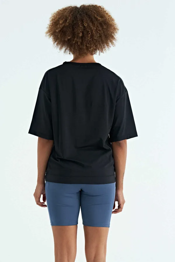 Tommylife Toptan Siyah O Yaka Baskı Detaylı Oversize Kısa Kol Kadın T-Shirt - 97263