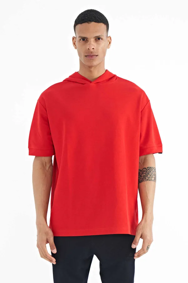 Tommylife Wholesale T-shirt rouge à capuche oversize pour homme avec étiquette sur la manche - 88179