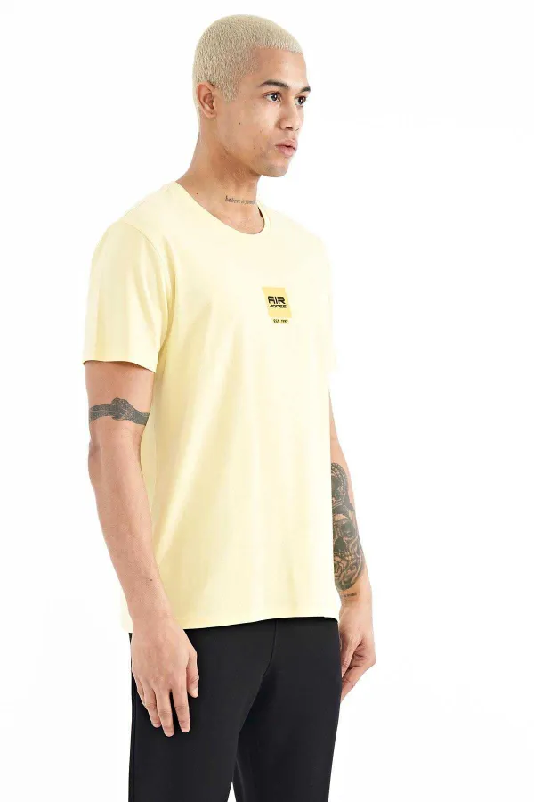 Tommylife Wholesale Bert Crew Neck Standard Fit Printed Men's T-Shirt 88210 Yellow