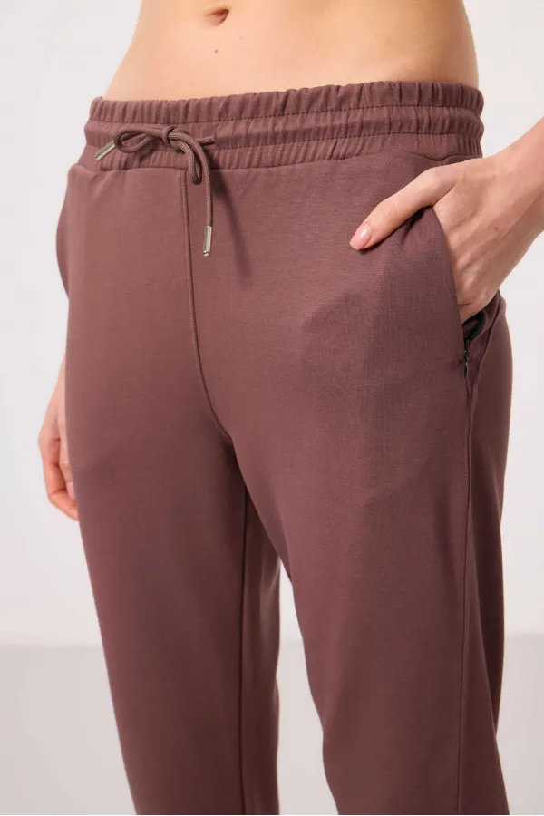 Pantalon Tommylife Wholesale pour femme, coupe slim, fermeture éclair invisible, texture douce - 94668 Marron