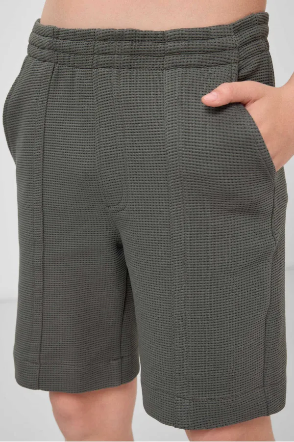 Short basique pour garçon Tommylife, en coton doux texturé, coupe standard, couleur kaki, référence 11289