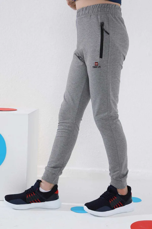 Tommylife Toptan Gri Melanj Erkek Çocuk Jogger Fermuarlı Cep Standart Kalıp Manşetli Eşofman Alt - 64042 Tommylife Toptan Gri Melanj Erkek Çocuk Jogger Fermuarlı Cep Standart Kalıp Manşetli Eşofman Alt - 64042