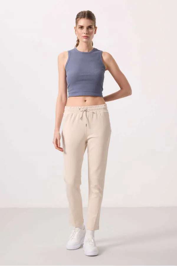 Tommylife Wholesale Soft Textured Hidden Zipper Slim Fit Women's Trousers - 94668 Beige