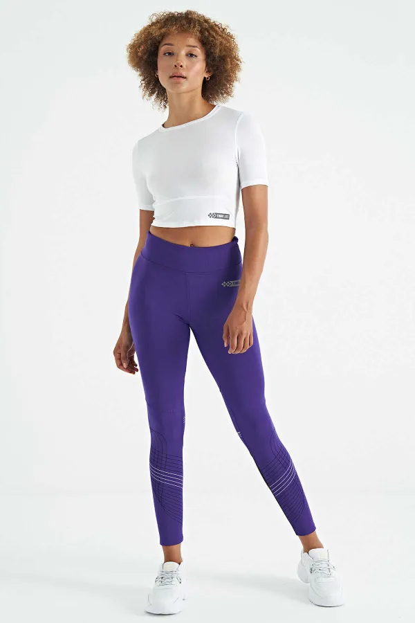 Tommylife Toptan Beyaz Sırt Dekolteli Standart Kalıp O Yaka Kadın Crop T-Shirt - 97265