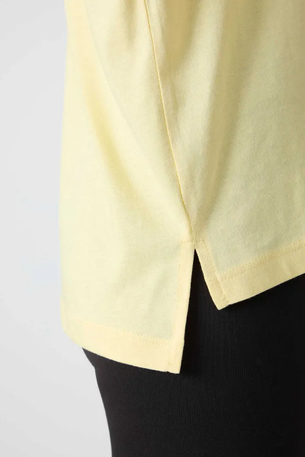 Tommylife Toptan O Yaka Oversize Basic Kadın T-Shirt 97285 Sarı