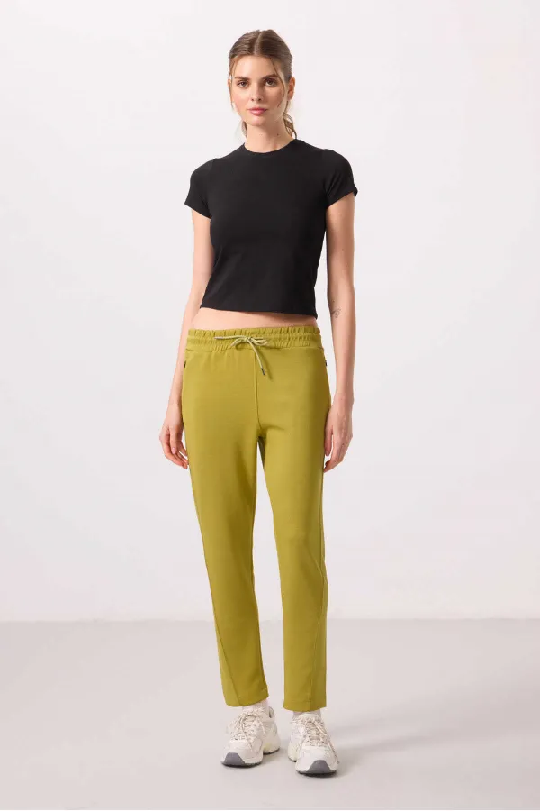 Tommylife Toptan Yumuşak Dokulu Gizli Fermuarlı Dar Paça Kadın Pantolon - 94668 Koyu Hardal