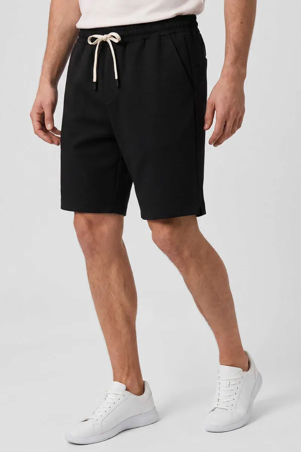 Short noir basique pour homme Tommylife, coupe standard, avec poches arrière - 88314