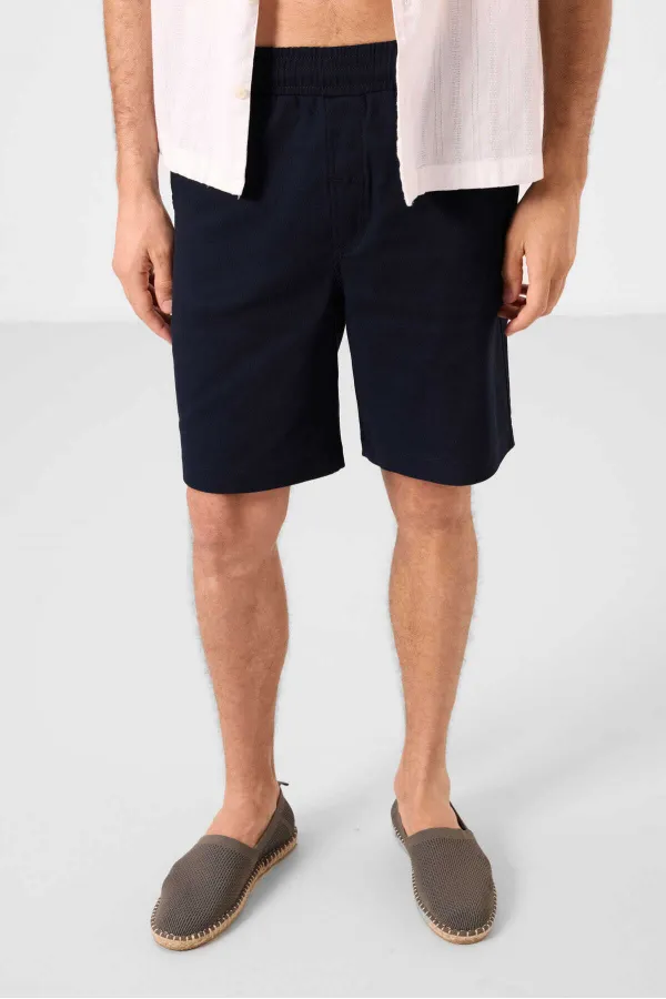 Short chino extensible léger, coupe standard, en denim bleu marine Tommylife Wholesale 81289