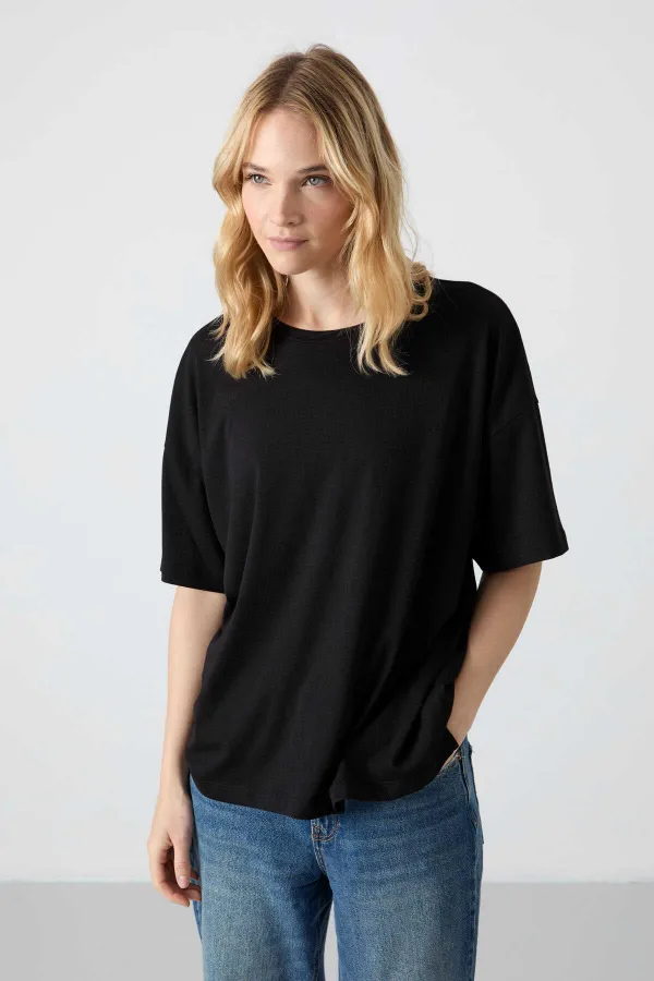 Tommylife Toptan O Yaka Oversize Basic Kadın T-Shirt 97285 Siyah