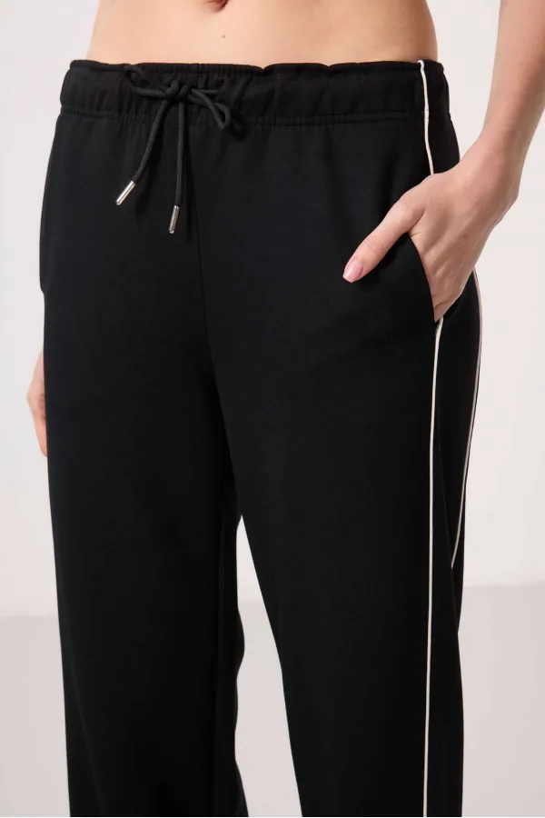 Tommylife Toptan Yumuşak Dokulu Yan Panel Detaylı Geniş Paça Kadın Palazzo Pantolon - 94669 Siyah