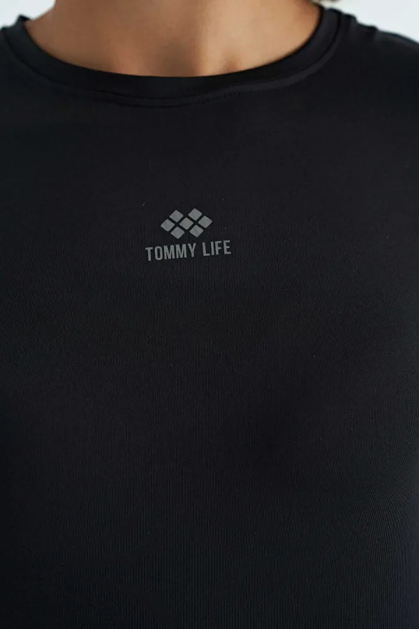 Tommylife Wholesale Black Logo Print Crew Neck Drop Sleeve Oversize Women's Crop T-Shirt - 97262