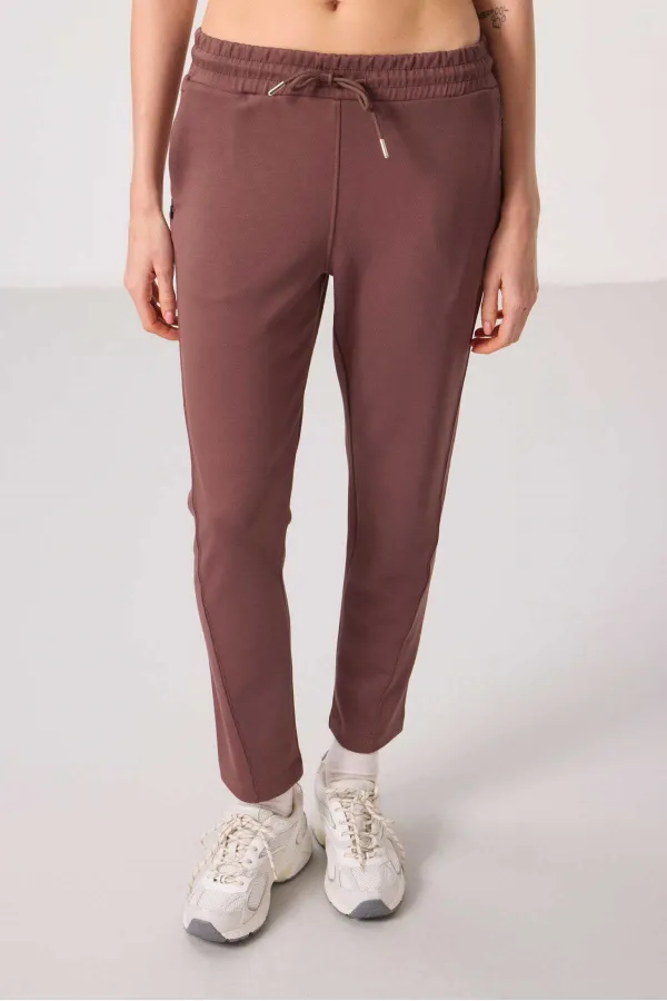 Pantalon Tommylife Wholesale pour femme, coupe slim, fermeture éclair invisible, texture douce - 94668 Marron